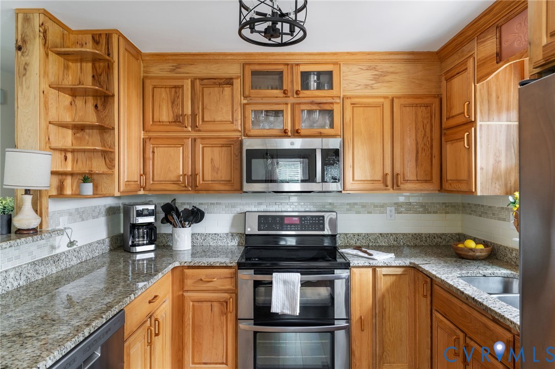 3808 Three Bridge Rd