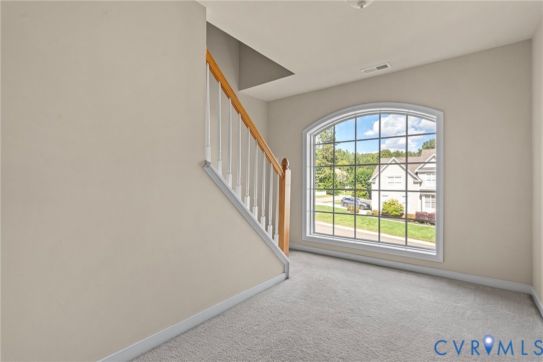 8401 Hampton Valley Dr