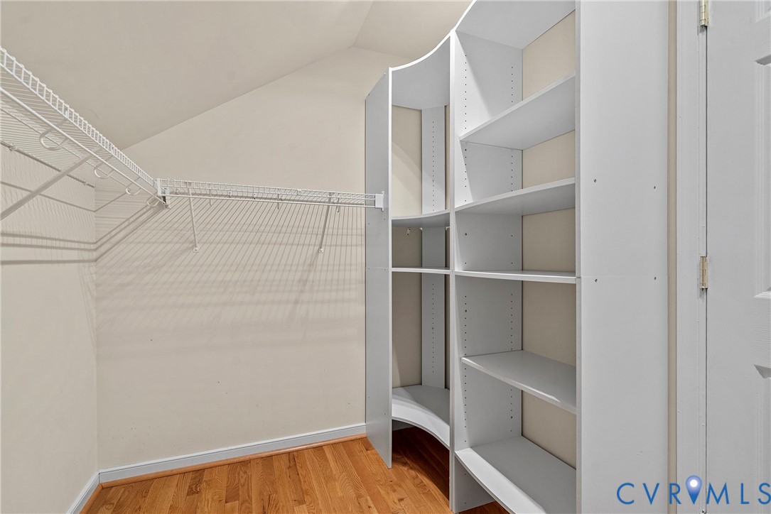 8401 Hampton Valley Dr