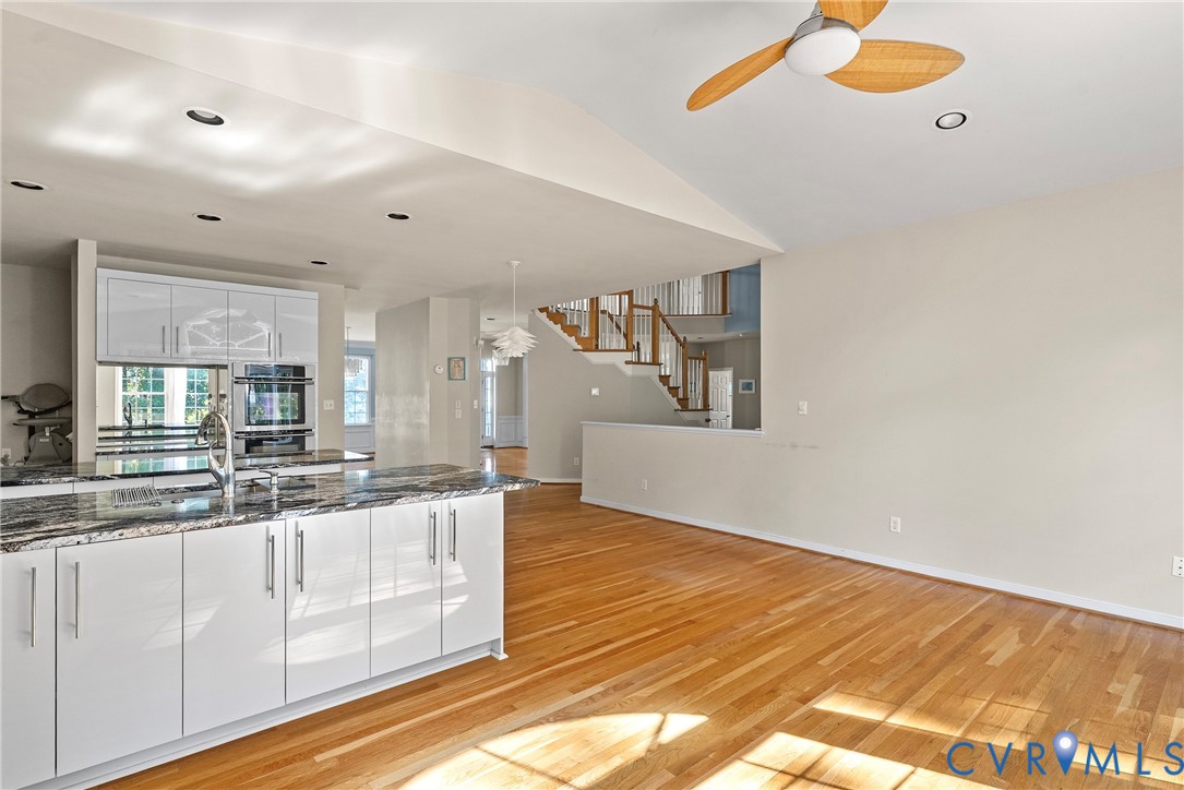 8401 Hampton Valley Dr