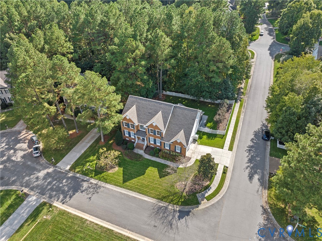 8401 Hampton Valley Dr