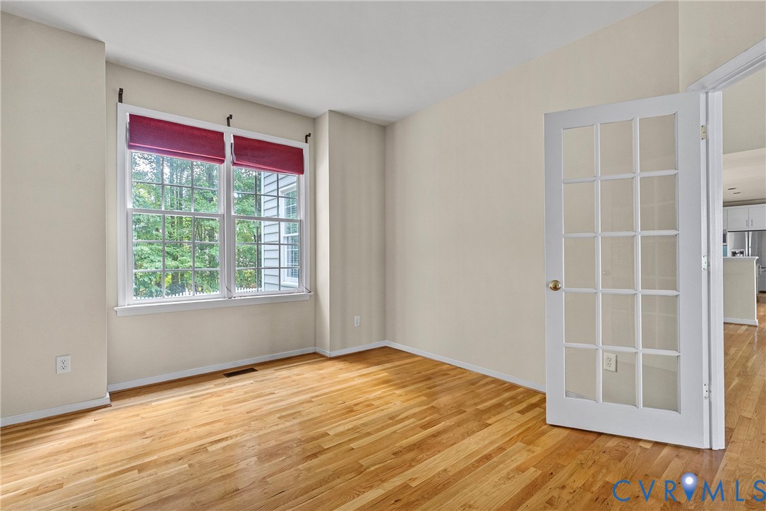 8401 Hampton Valley Dr