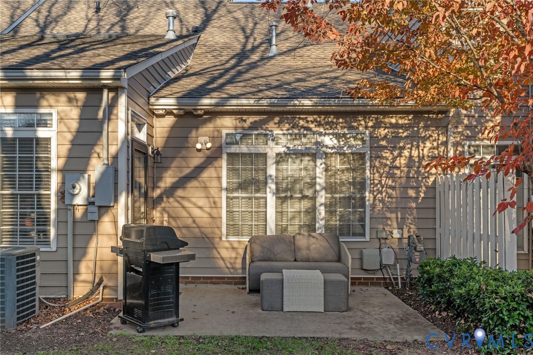 4916 Terrace Arbor Cir