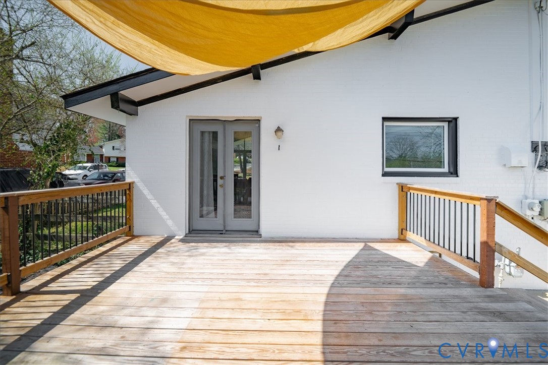 2203 Fon Du Lac Rd