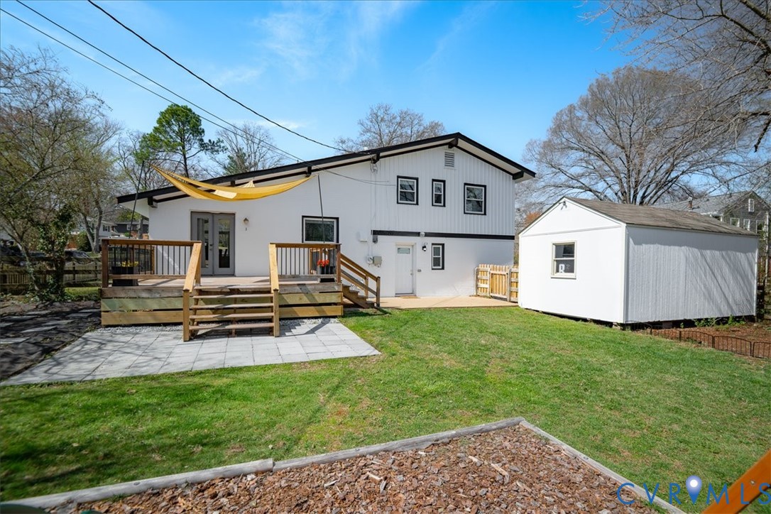 2203 Fon Du Lac Rd
