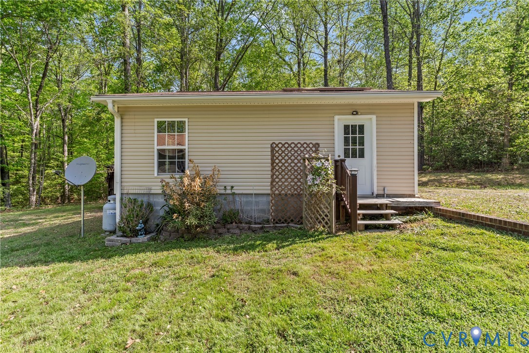 11470 Laurel Rd