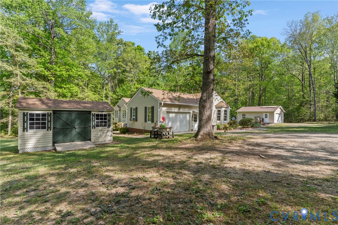 11470 Laurel Rd
