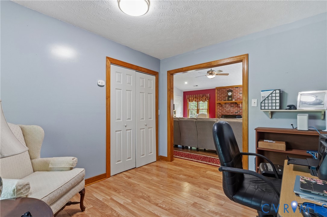 11470 Laurel Rd