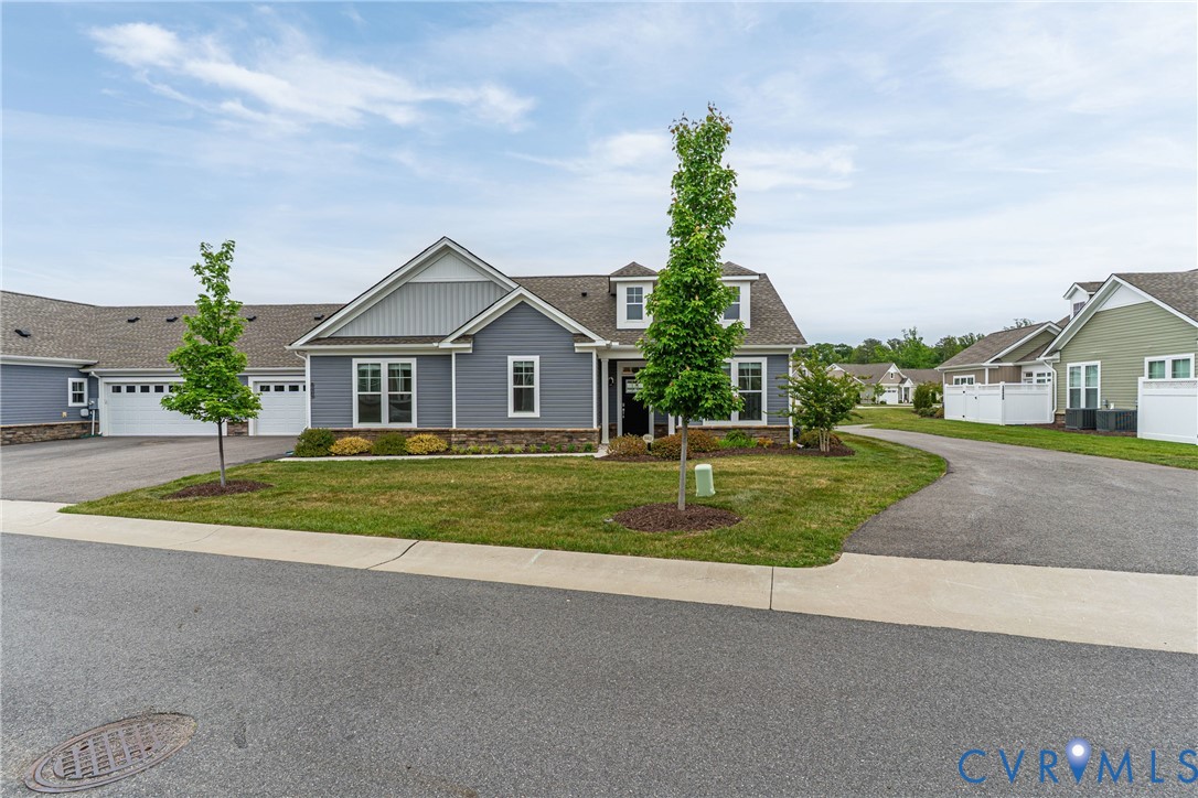 10432 Golden Sunset Ct