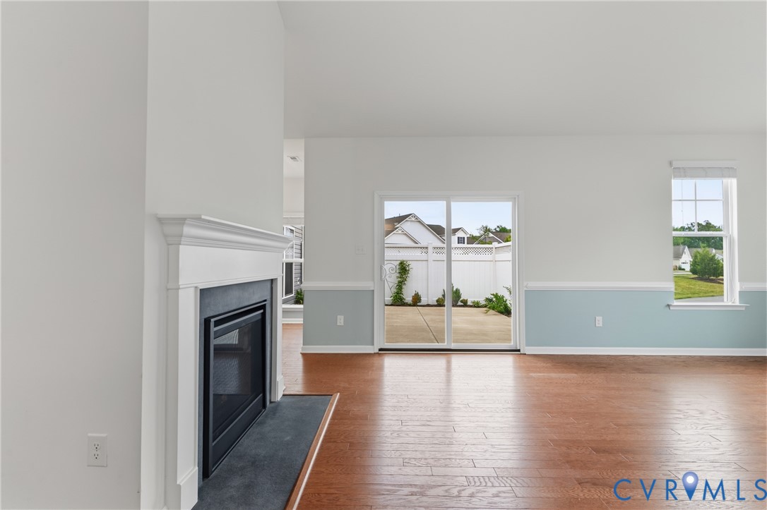 10432 Golden Sunset Ct