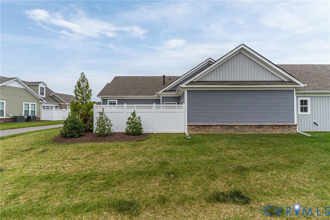 10432 Golden Sunset Ct