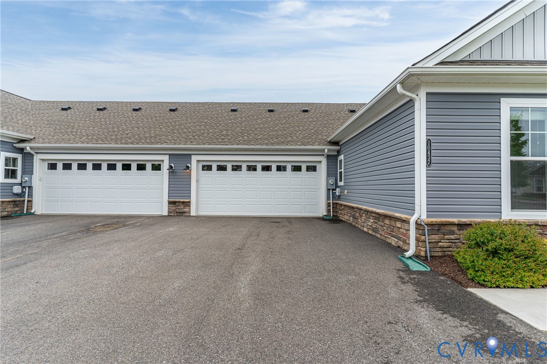 10432 Golden Sunset Ct