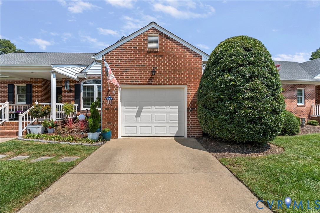 4914 Crispin Ct