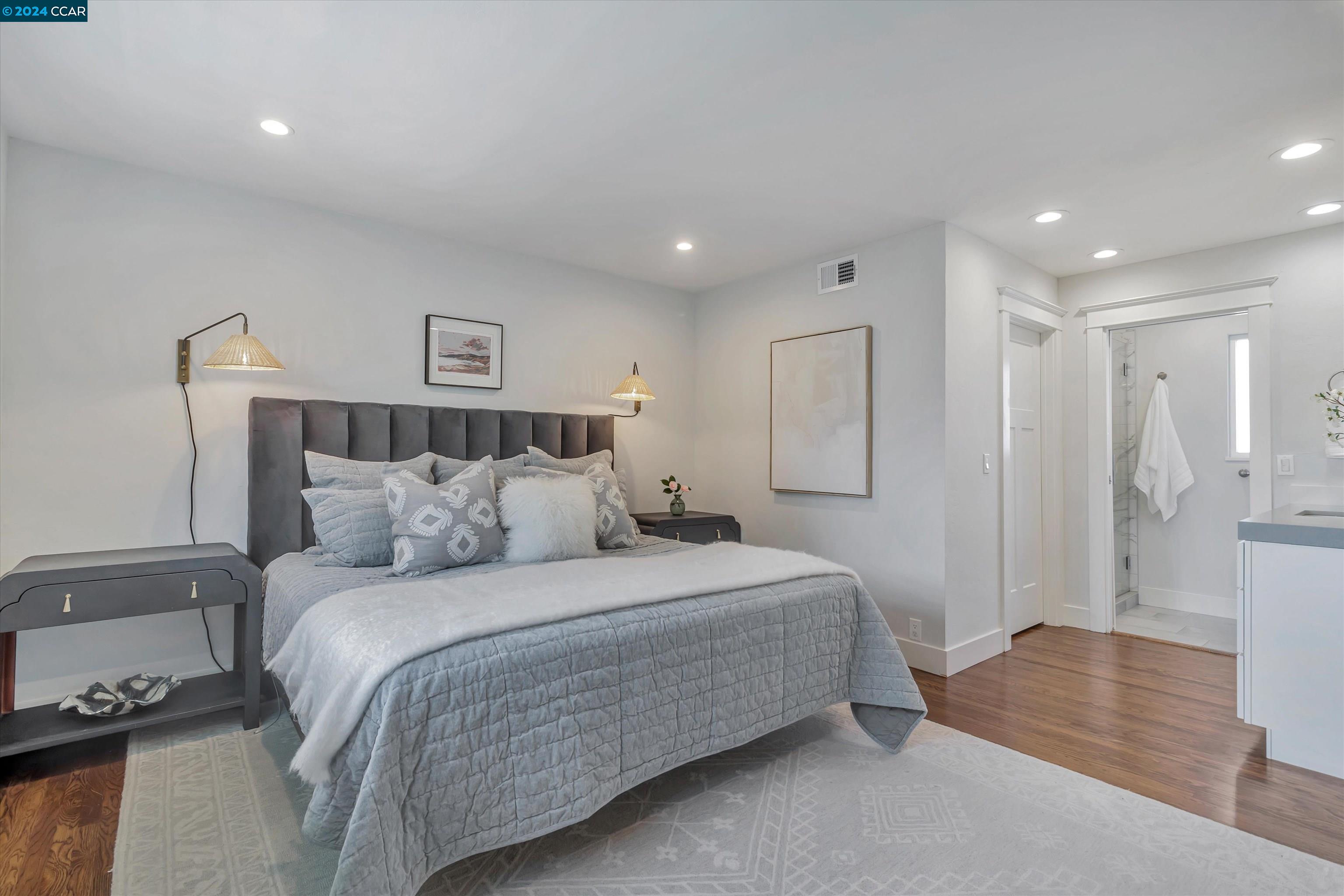 125 Whitethorne Dr