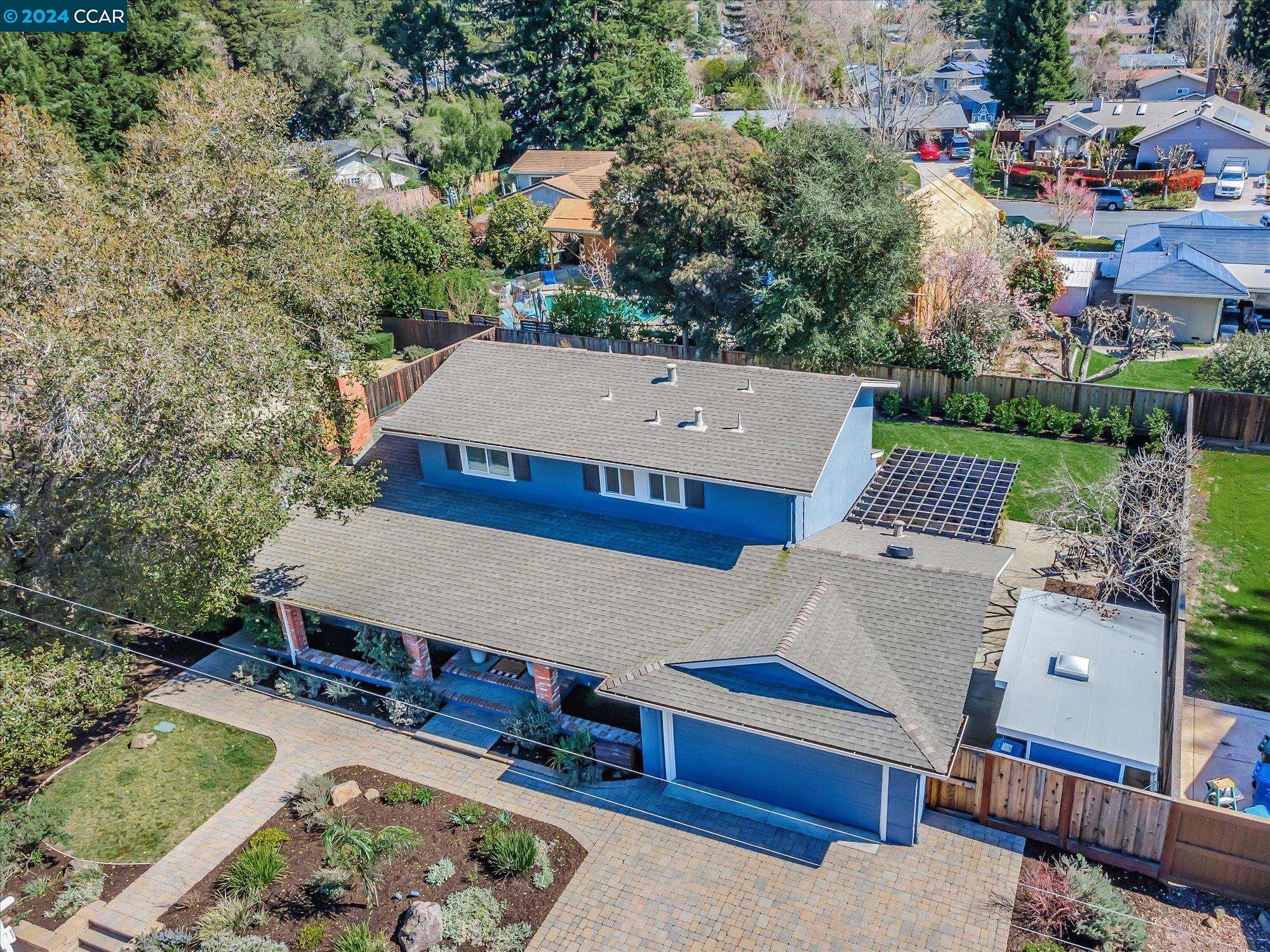 125 Whitethorne Dr