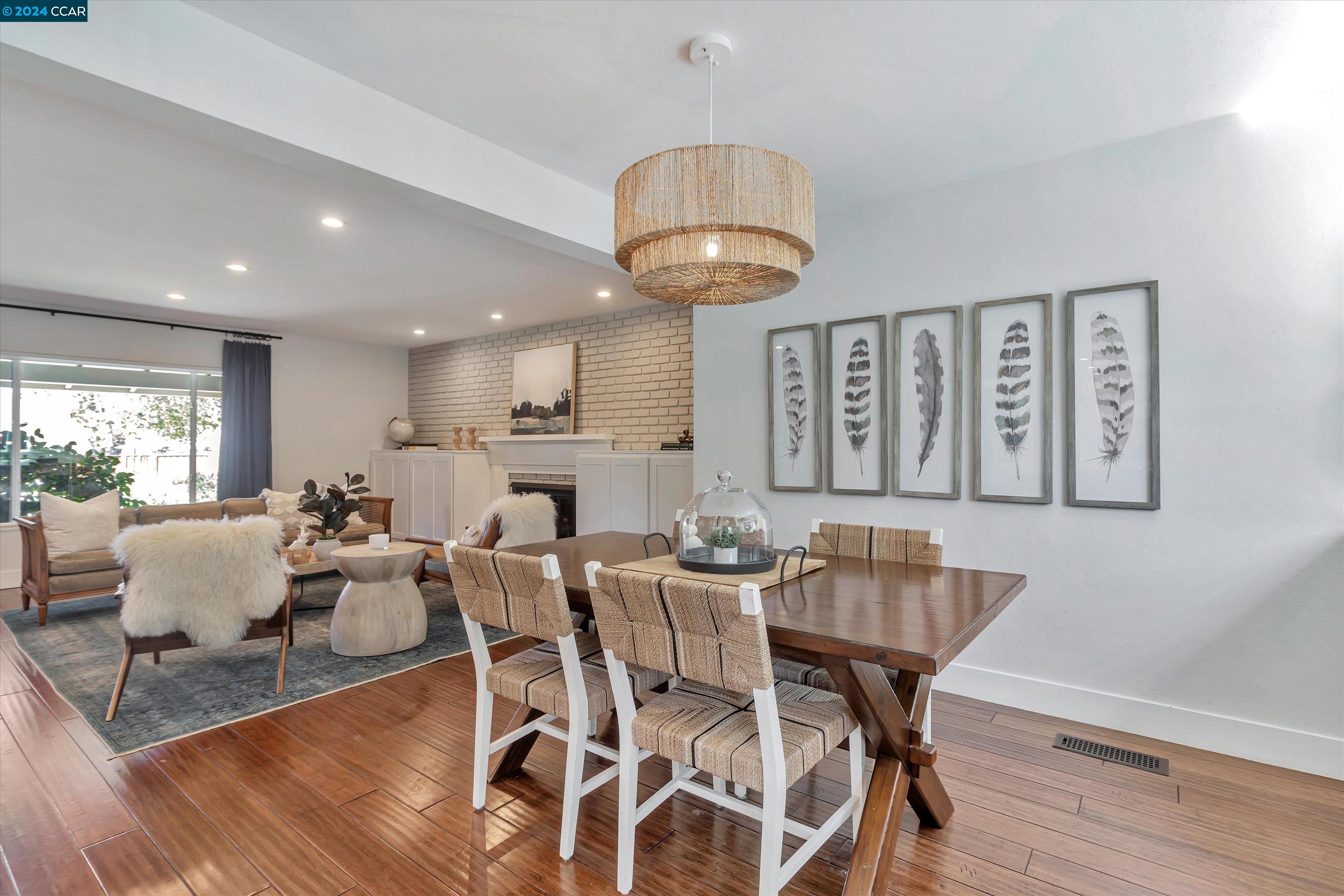 125 Whitethorne Dr