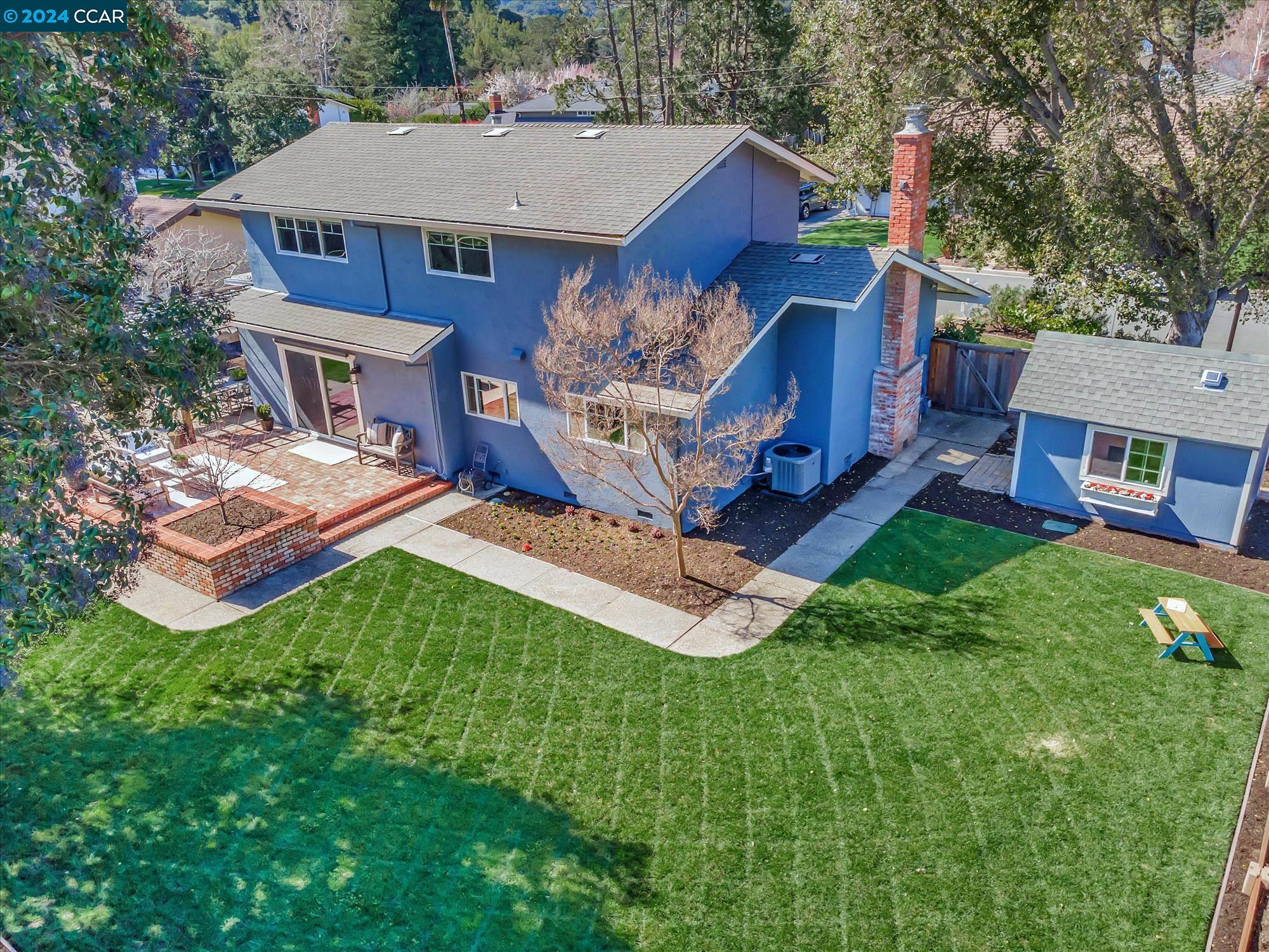 125 Whitethorne Dr