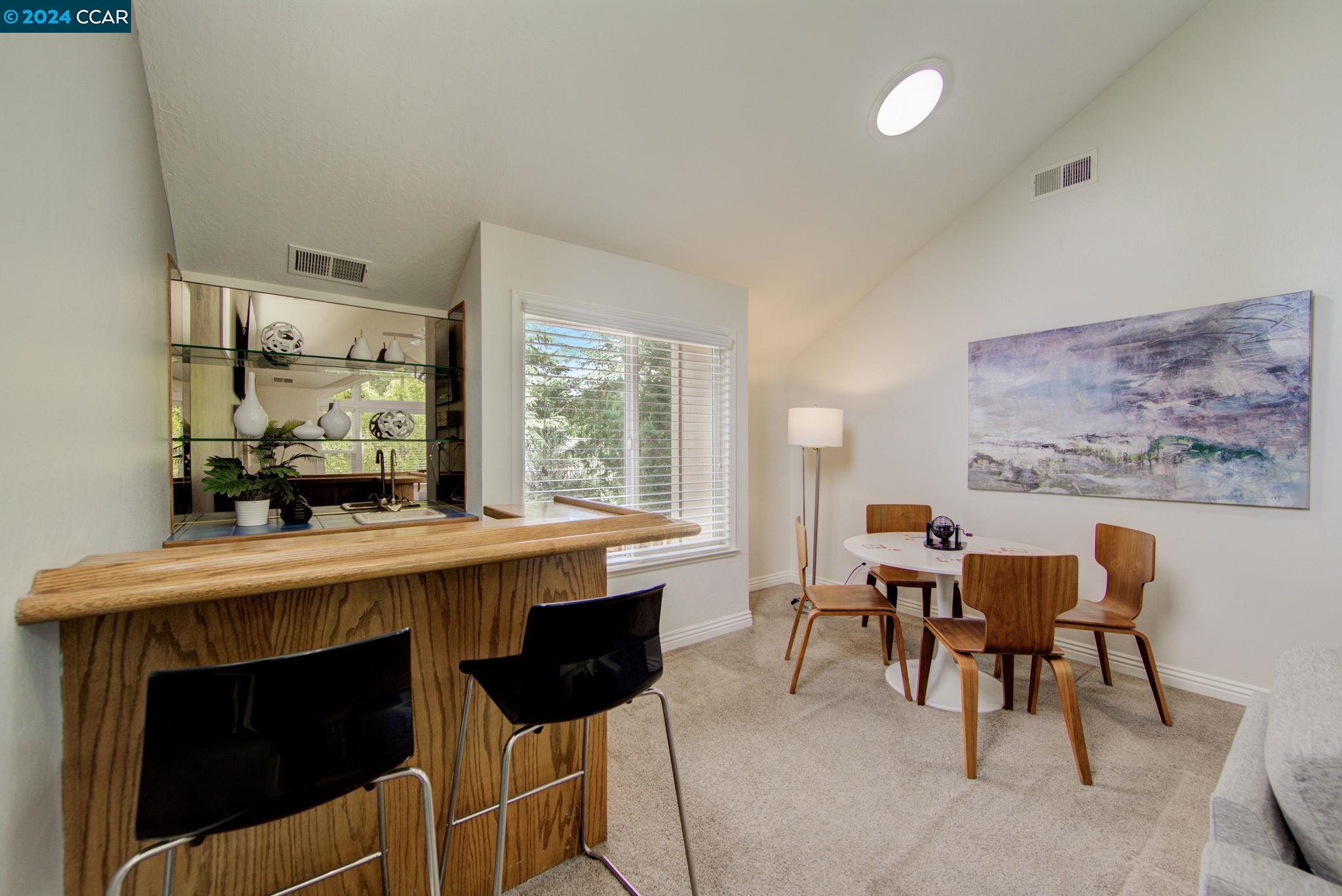 915 Grayson Lane