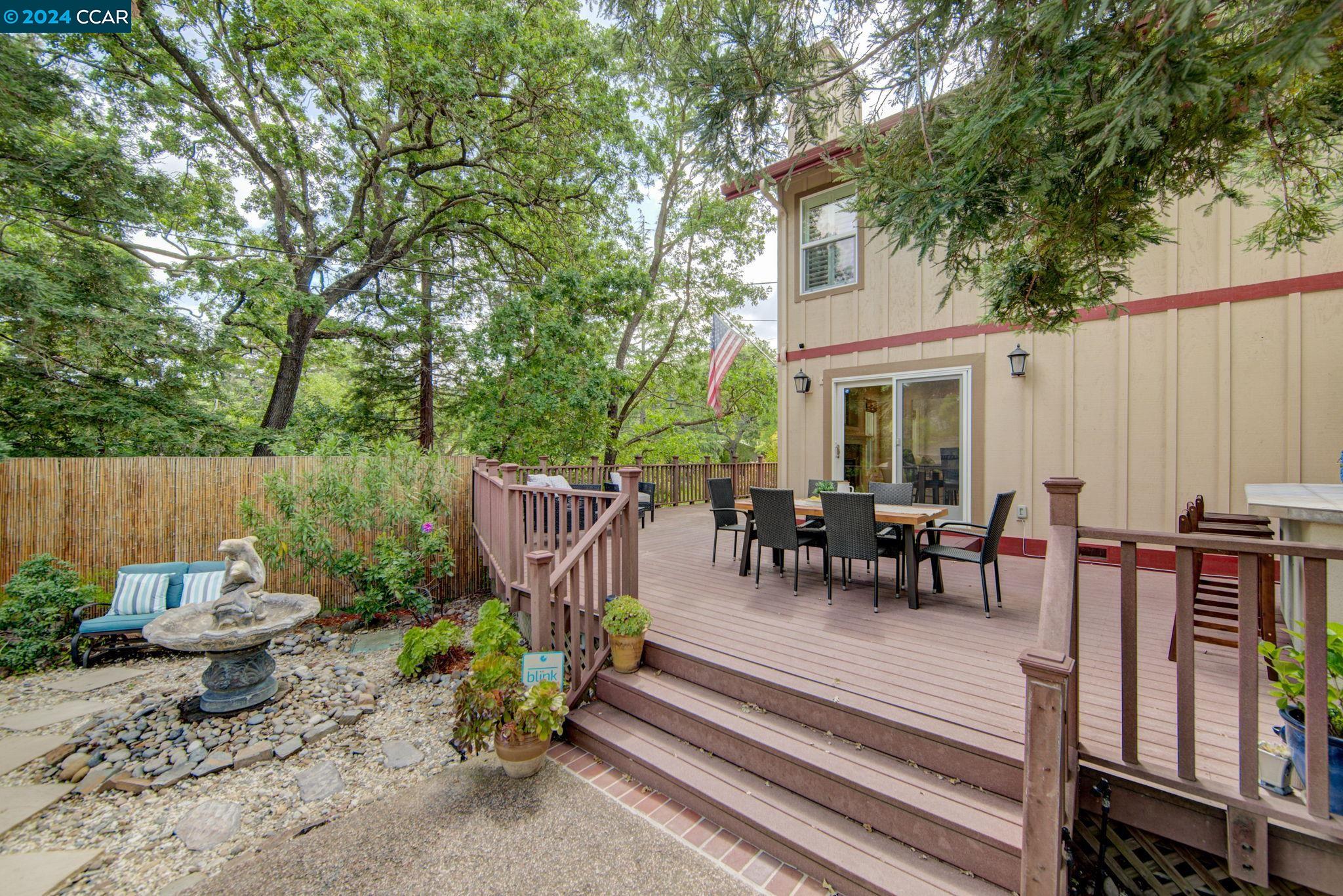 915 Grayson Lane