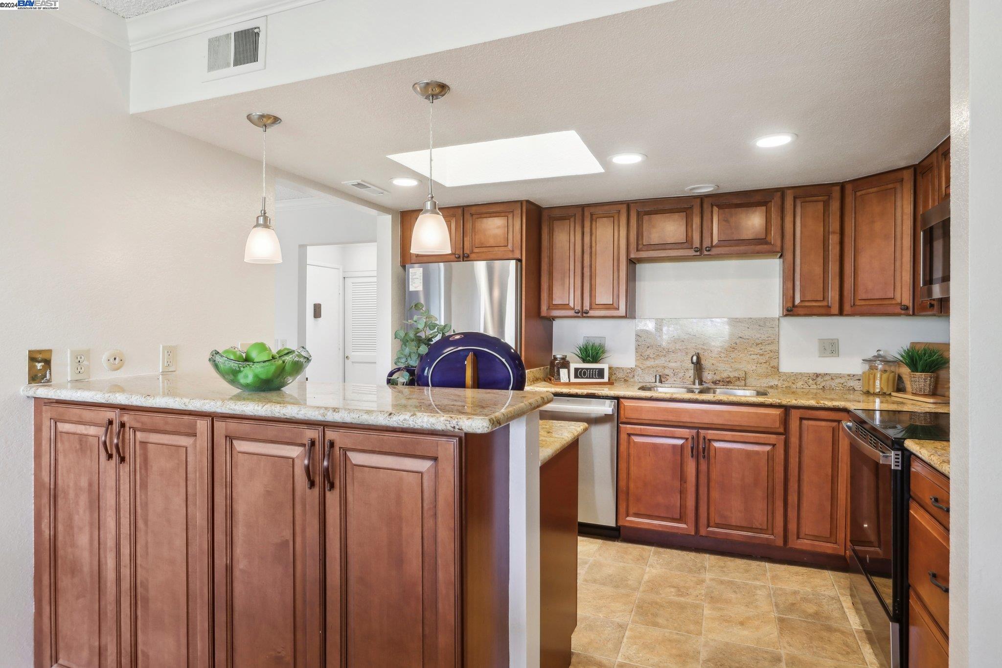 2656 Ptarmigan Dr # 1