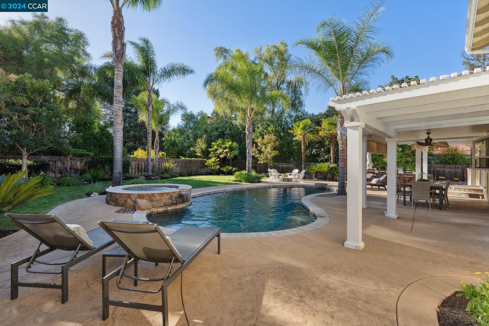 3122 Sugarberry Court