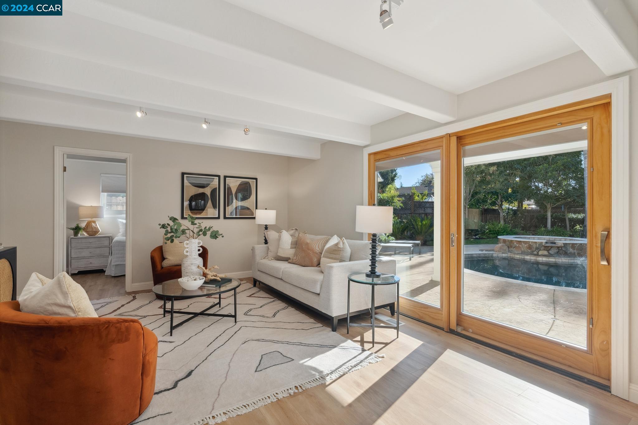 3122 Sugarberry Court