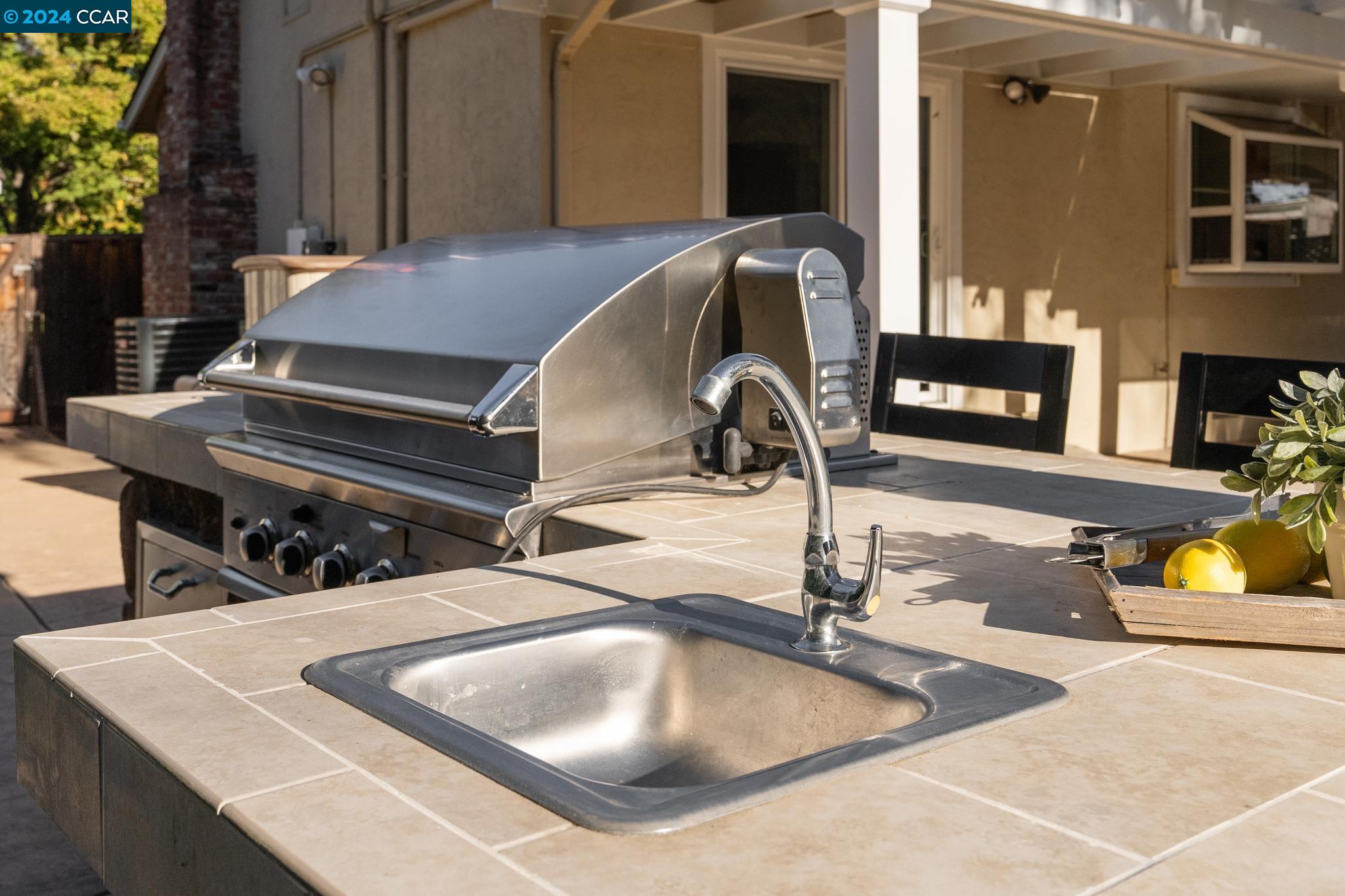 3122 Sugarberry Court