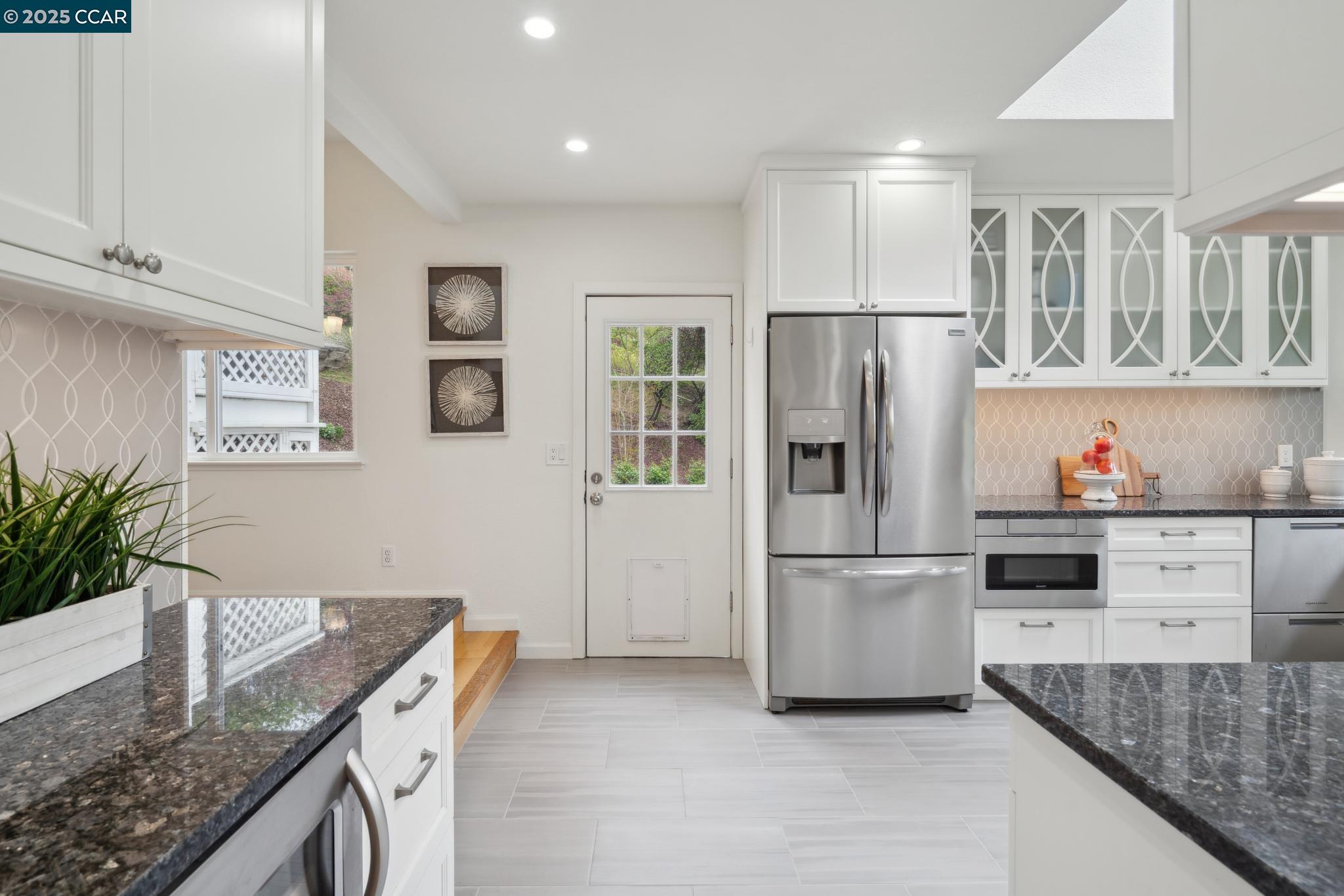 3555 Old Mountain View Dr.