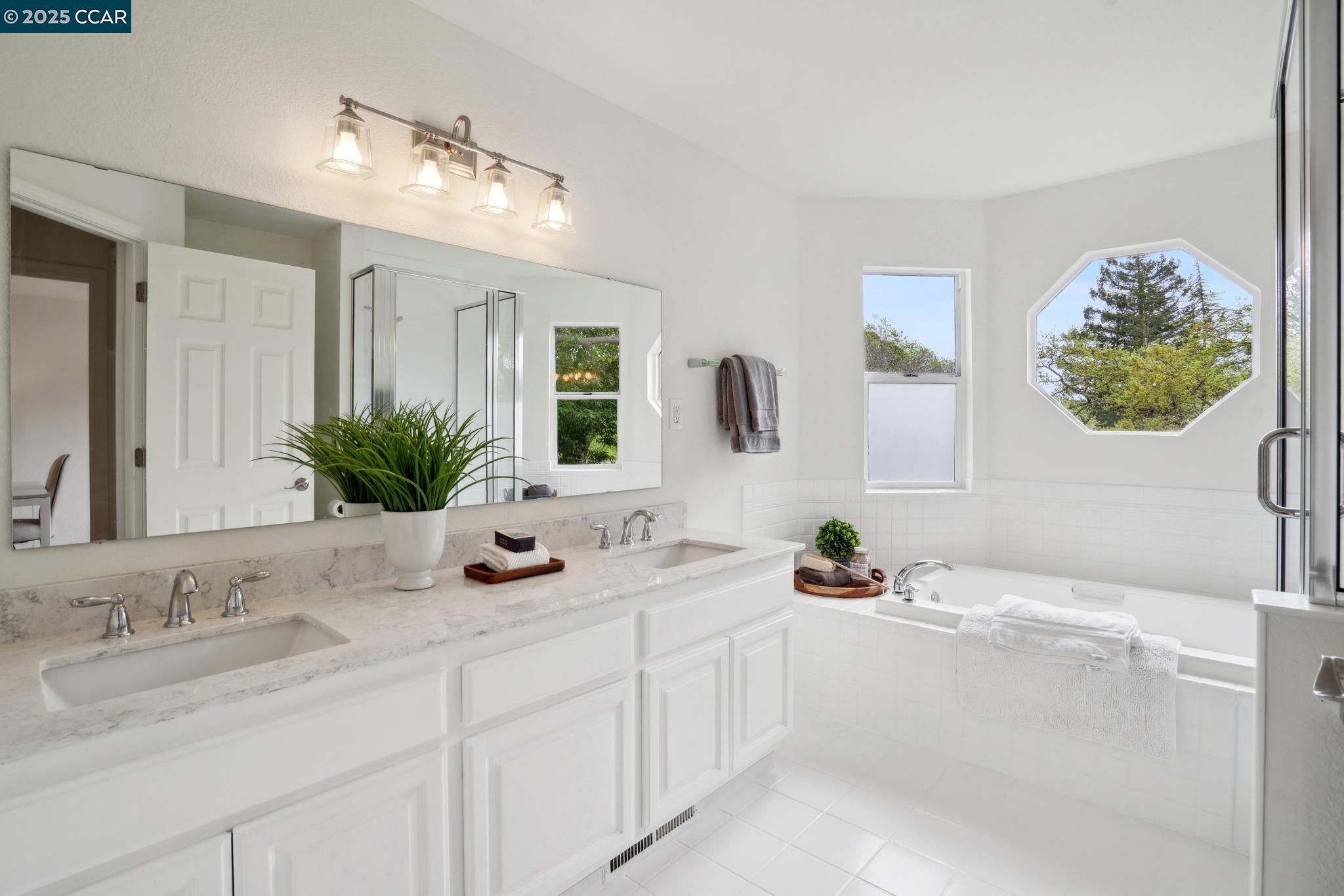 3555 Old Mountain View Dr.