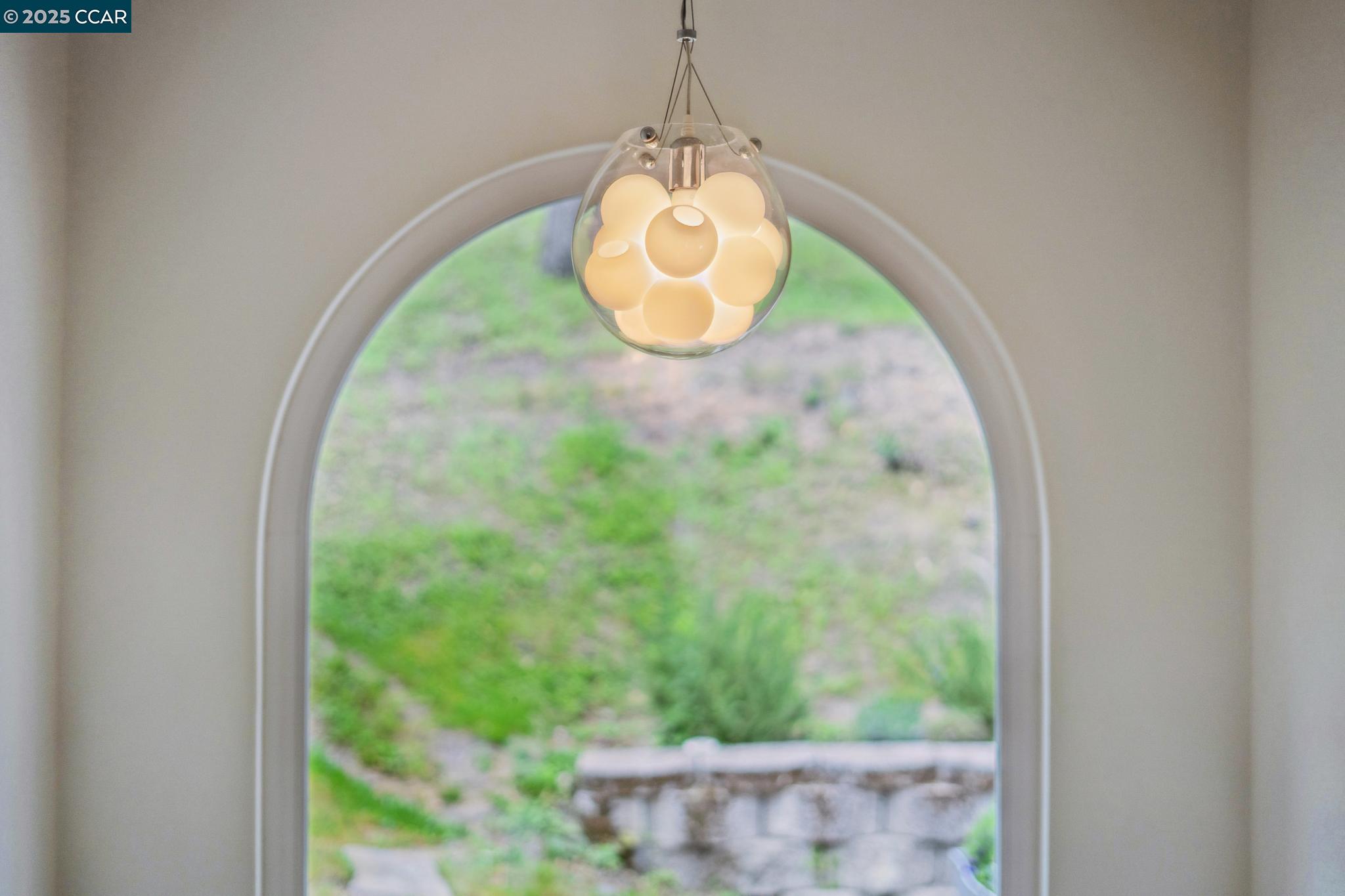 3555 Old Mountain View Dr.
