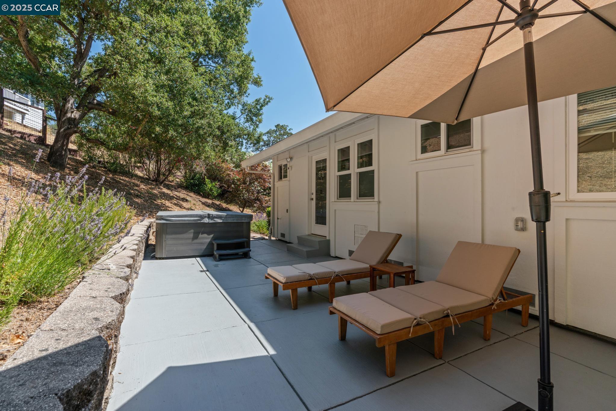 3555 Old Mountain View Dr.