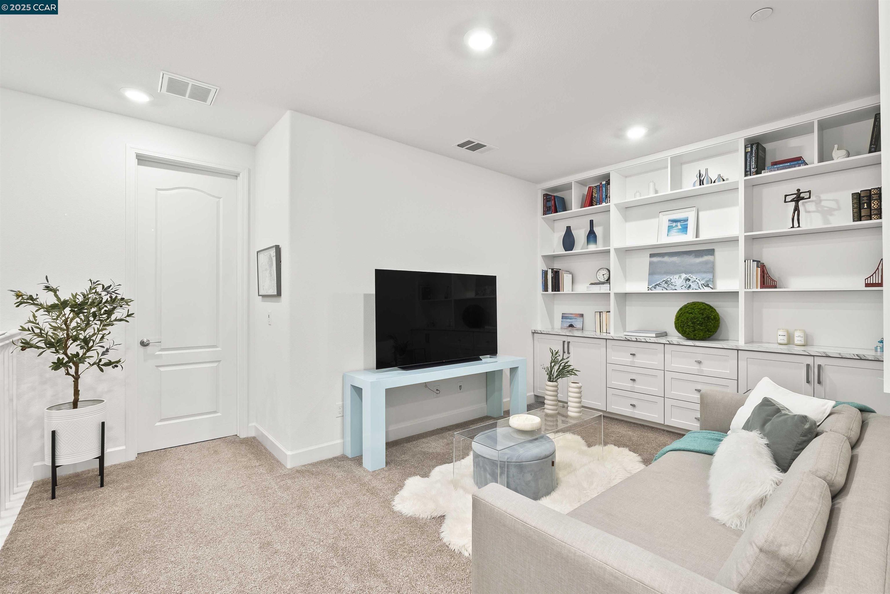 106 Wallace Circle