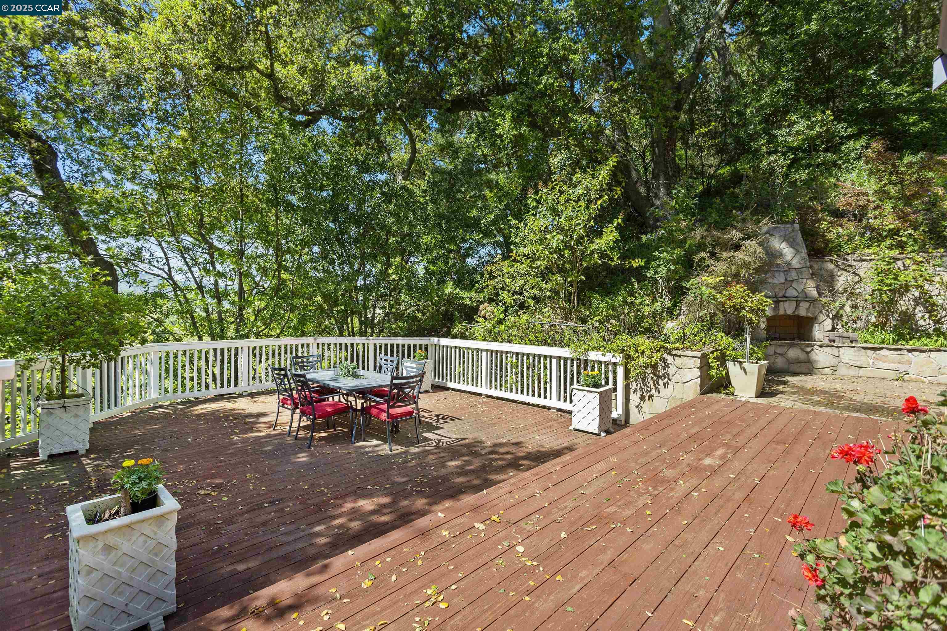 720 Miner Rd