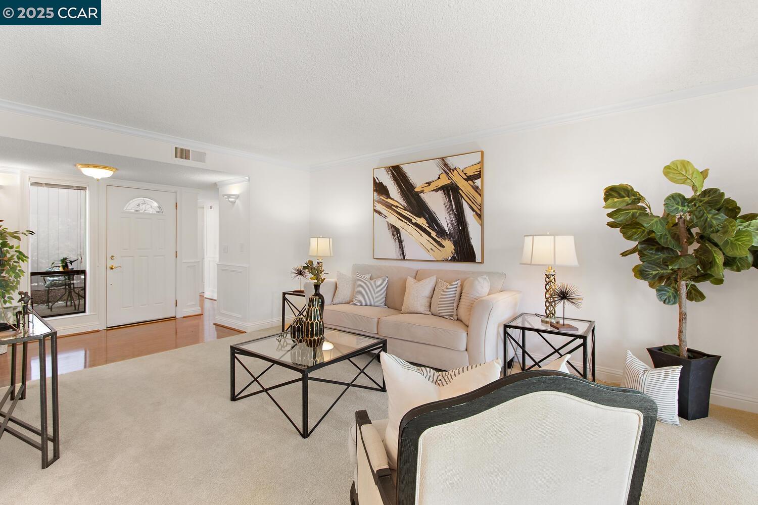 2633 Saklan Indian Dr # 4