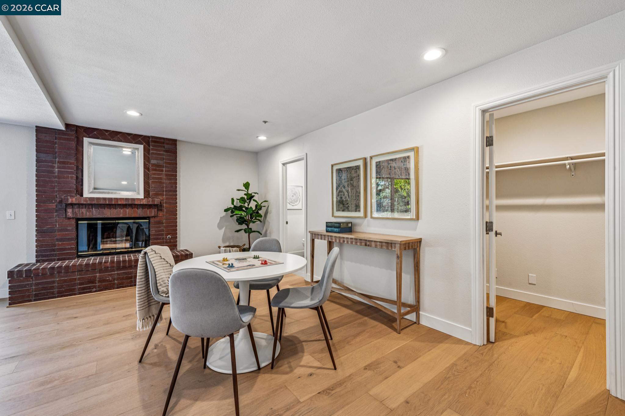 6 Tanglewood Lane