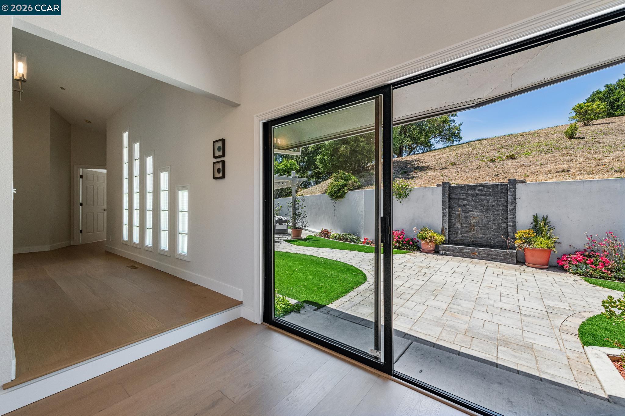 6 Tanglewood Lane