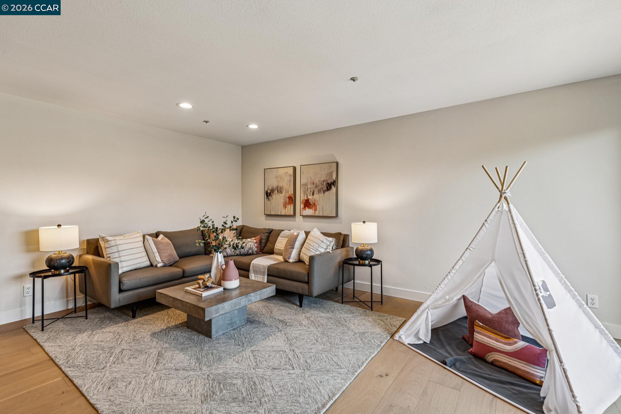 6 Tanglewood Lane
