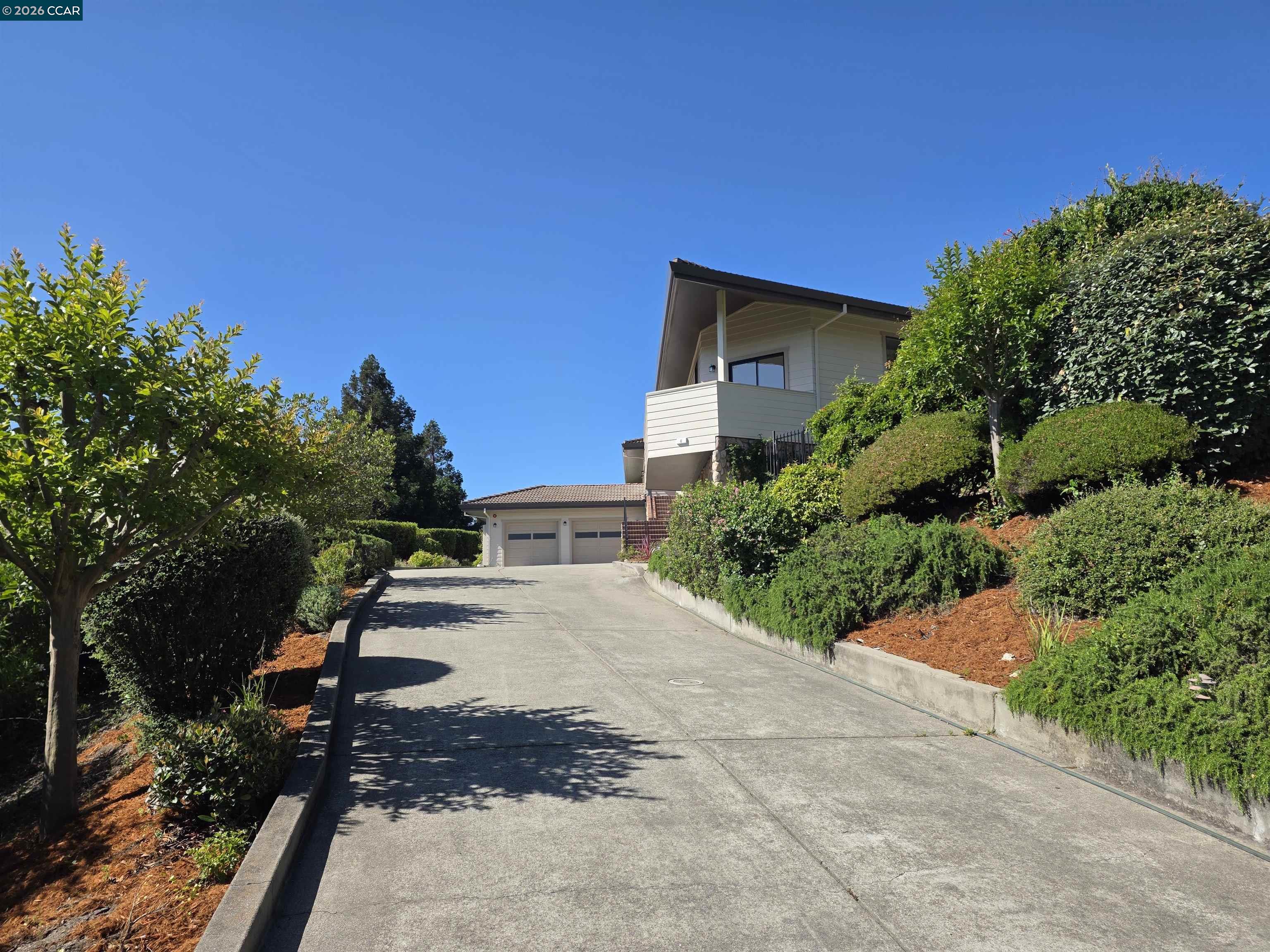 6 Tanglewood Lane