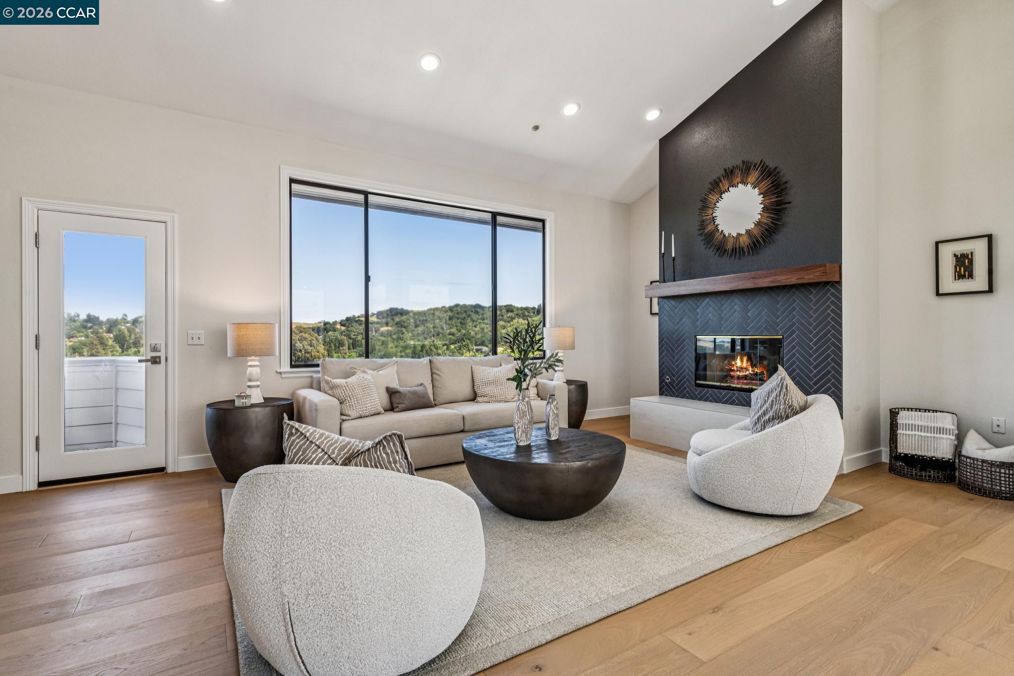 6 Tanglewood Lane