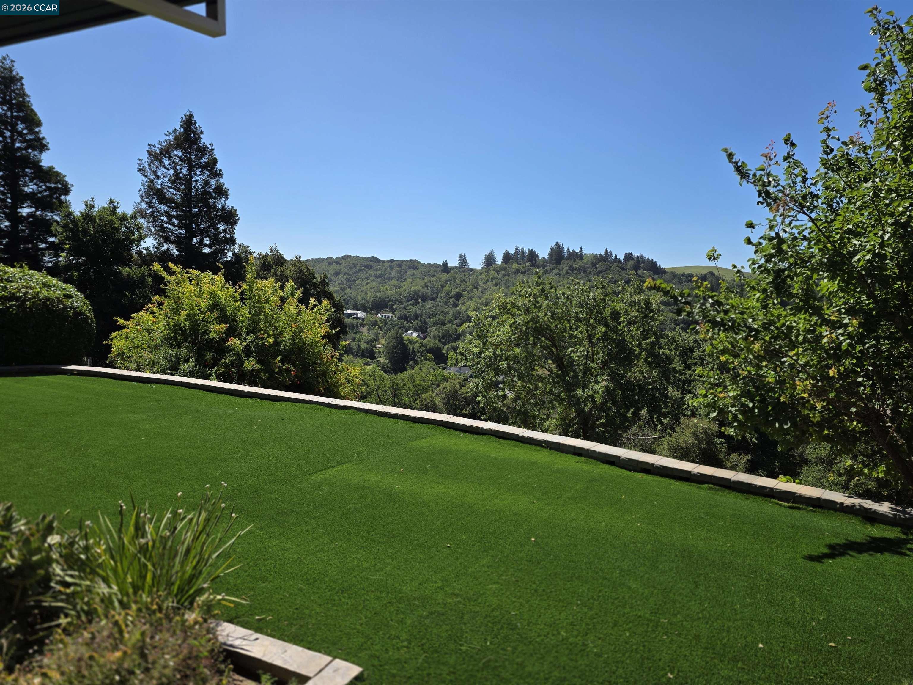 6 Tanglewood Lane