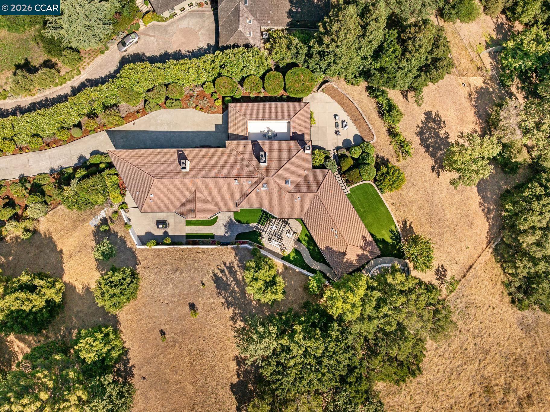 6 Tanglewood Lane