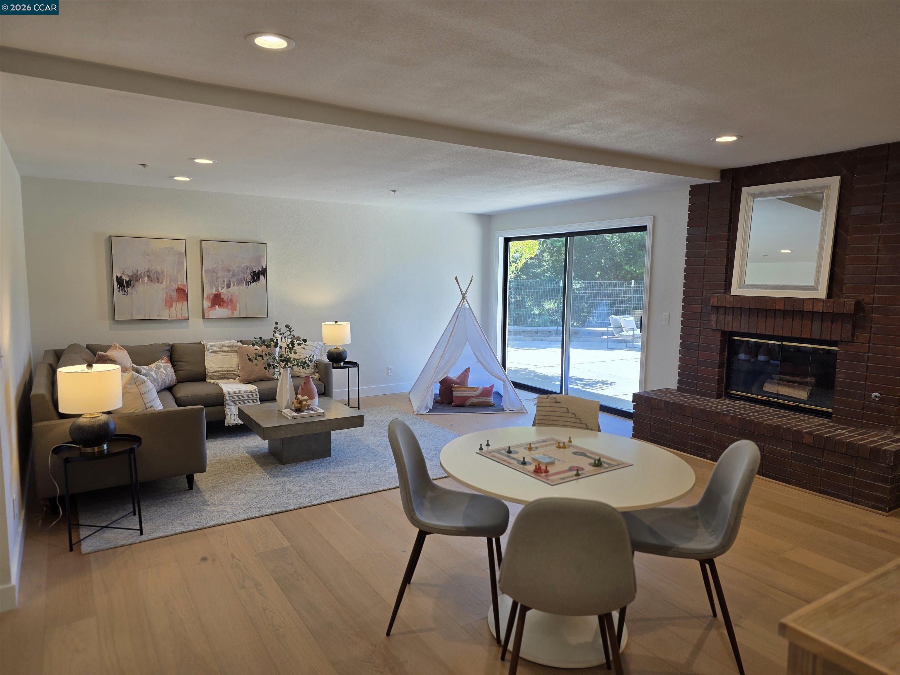 6 Tanglewood Lane