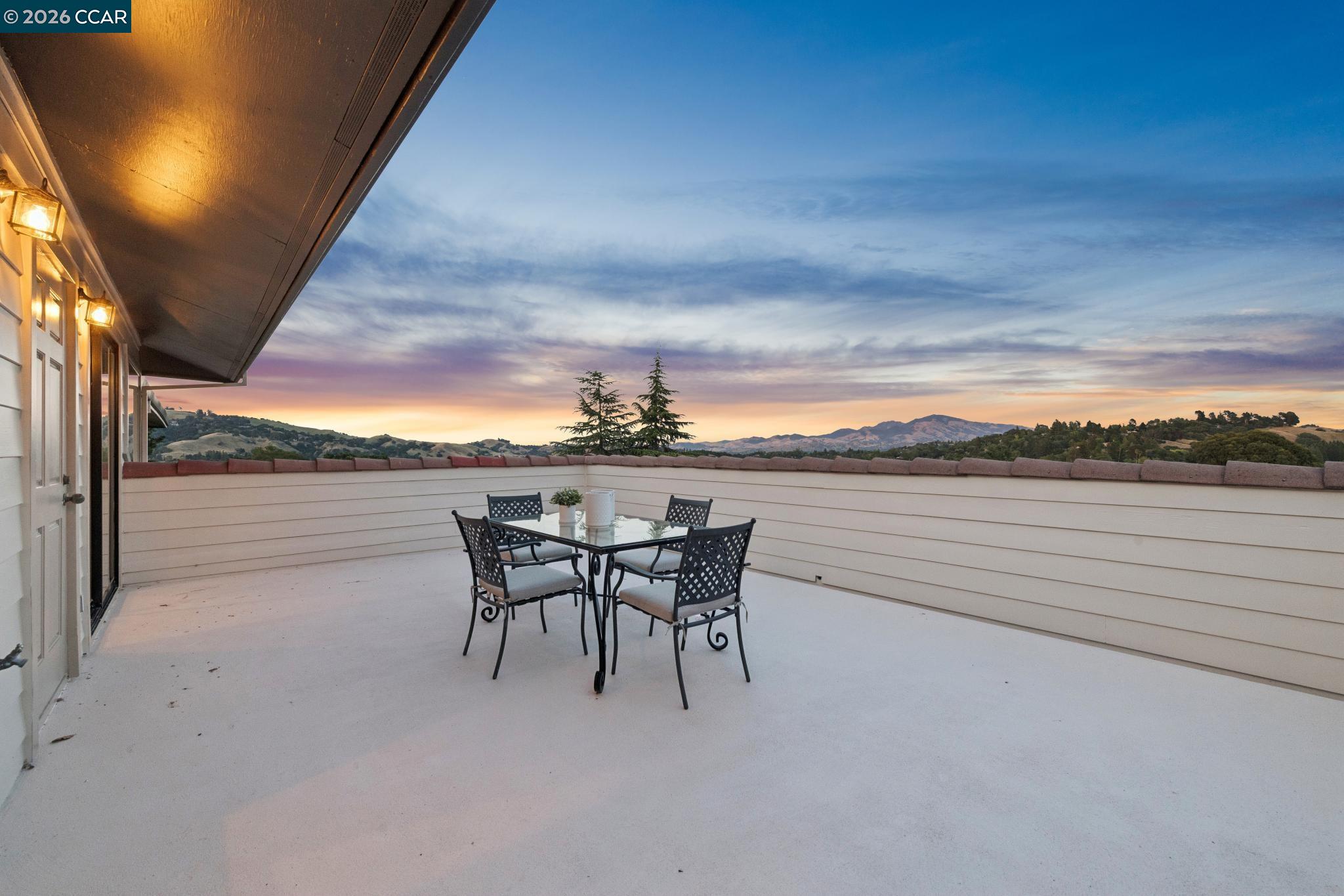 6 Tanglewood Lane