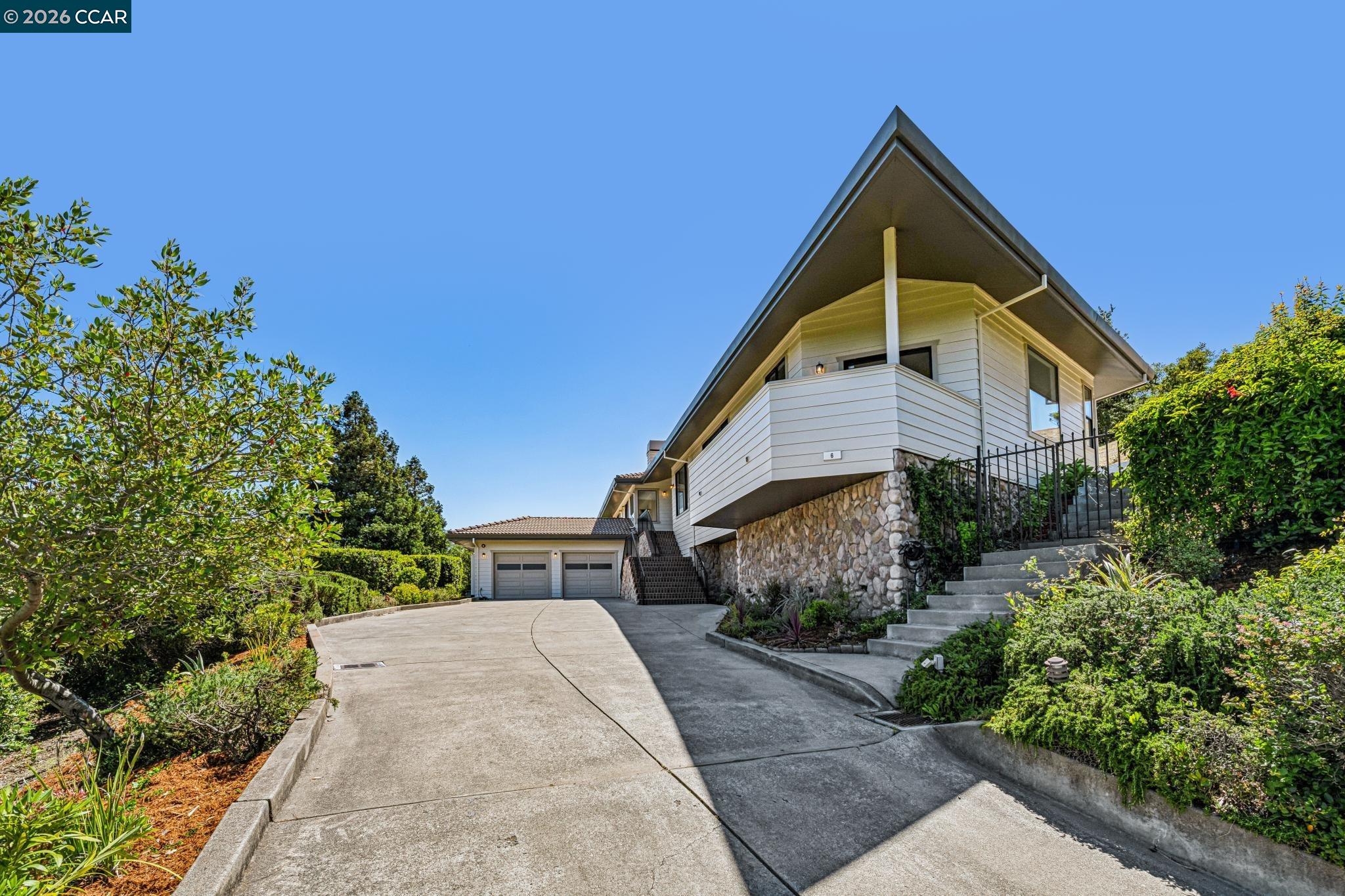 6 Tanglewood Lane