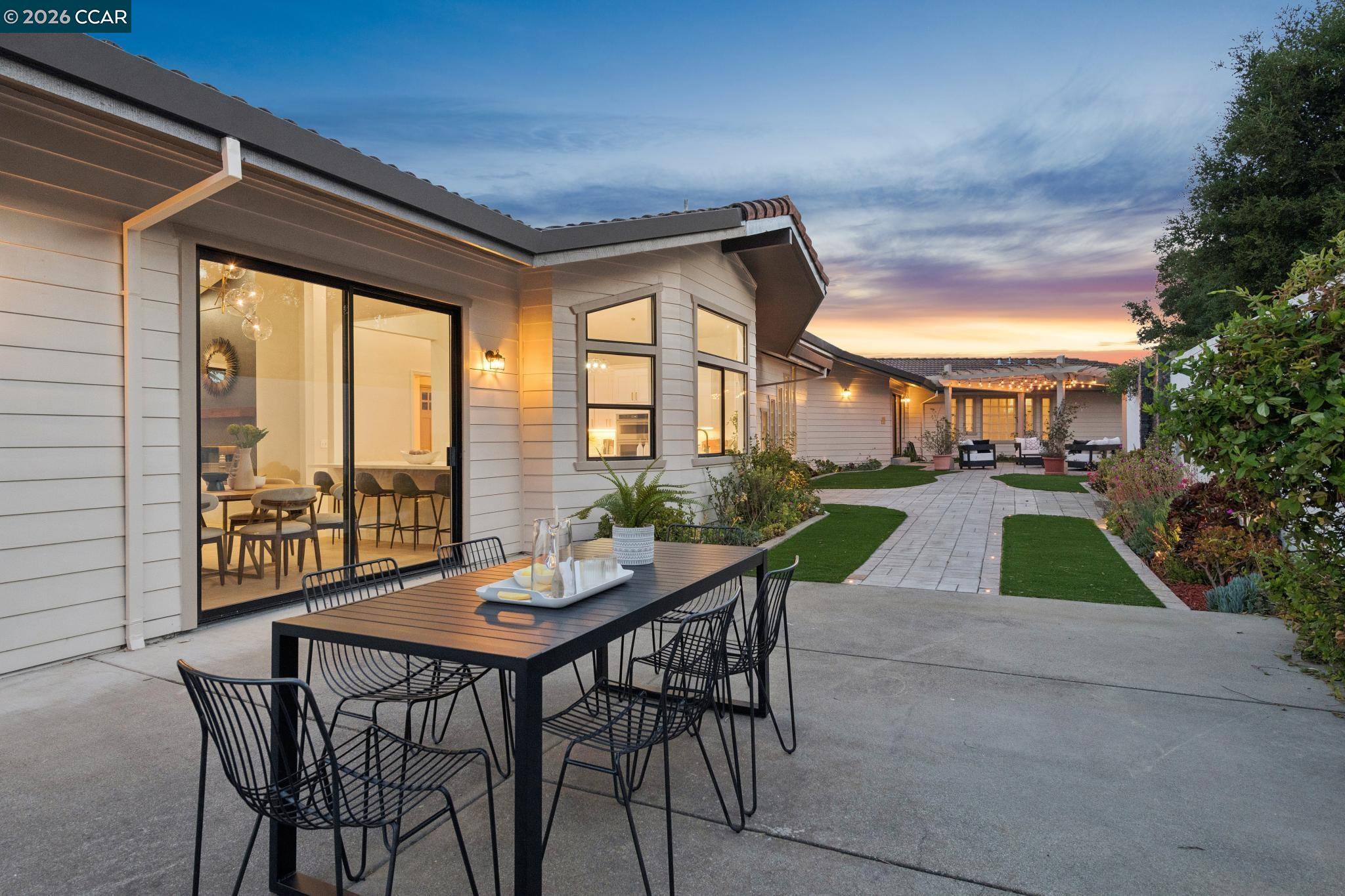 6 Tanglewood Lane