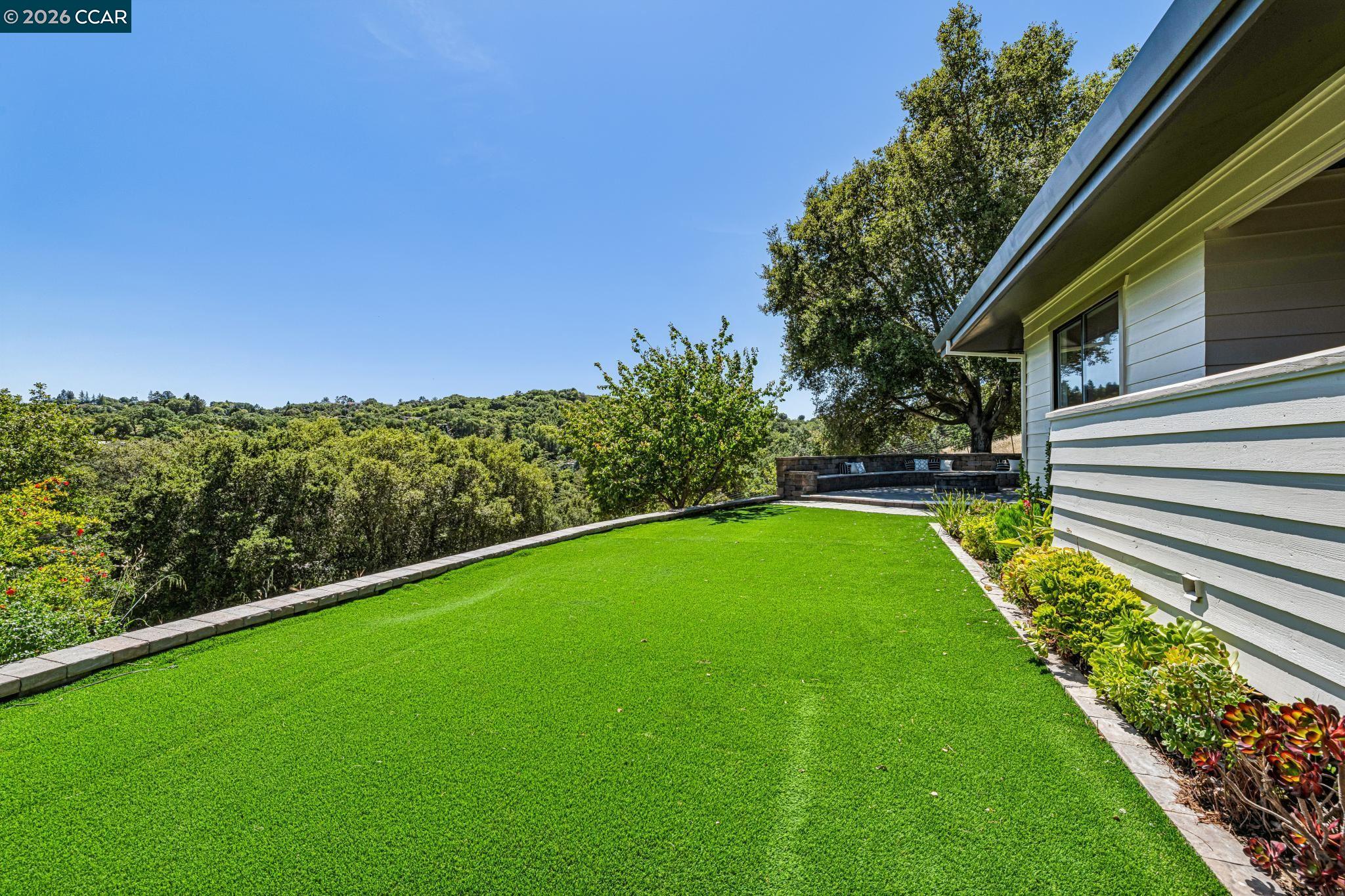 6 Tanglewood Lane