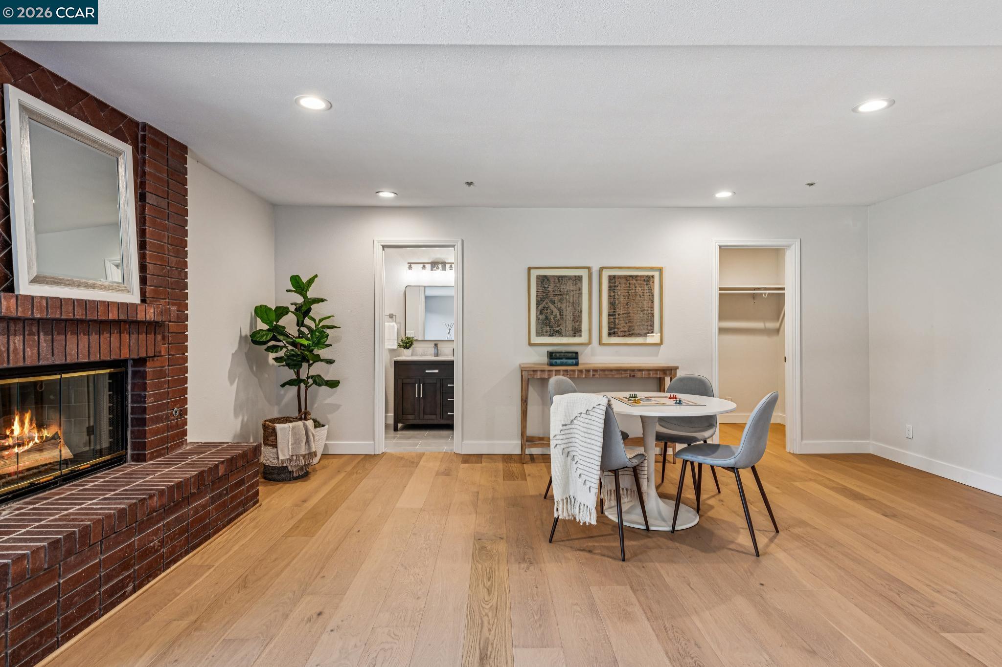 6 Tanglewood Lane