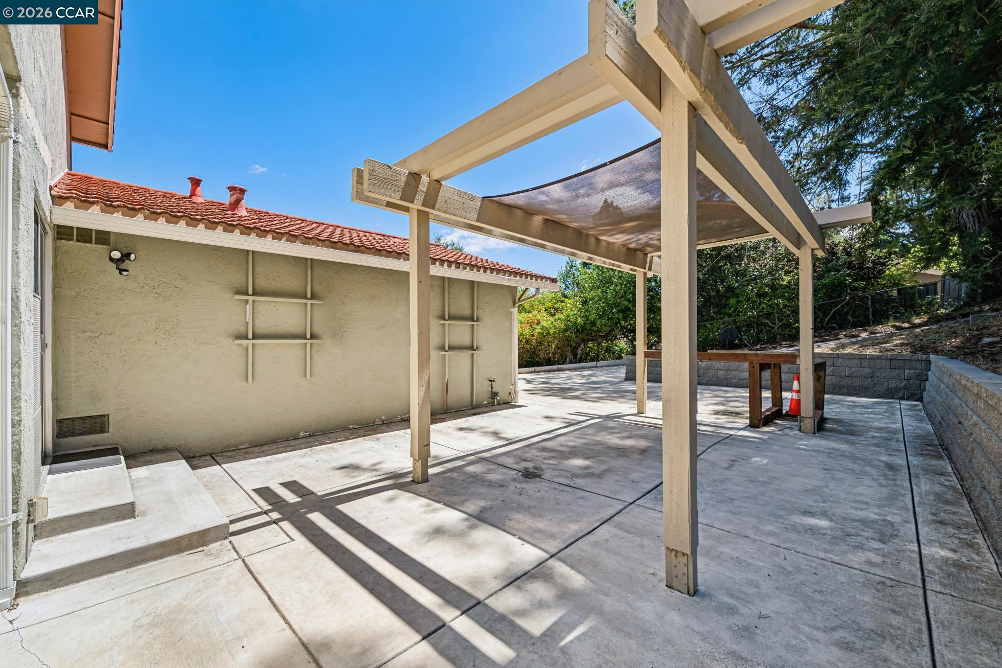 486 Butterfield Place