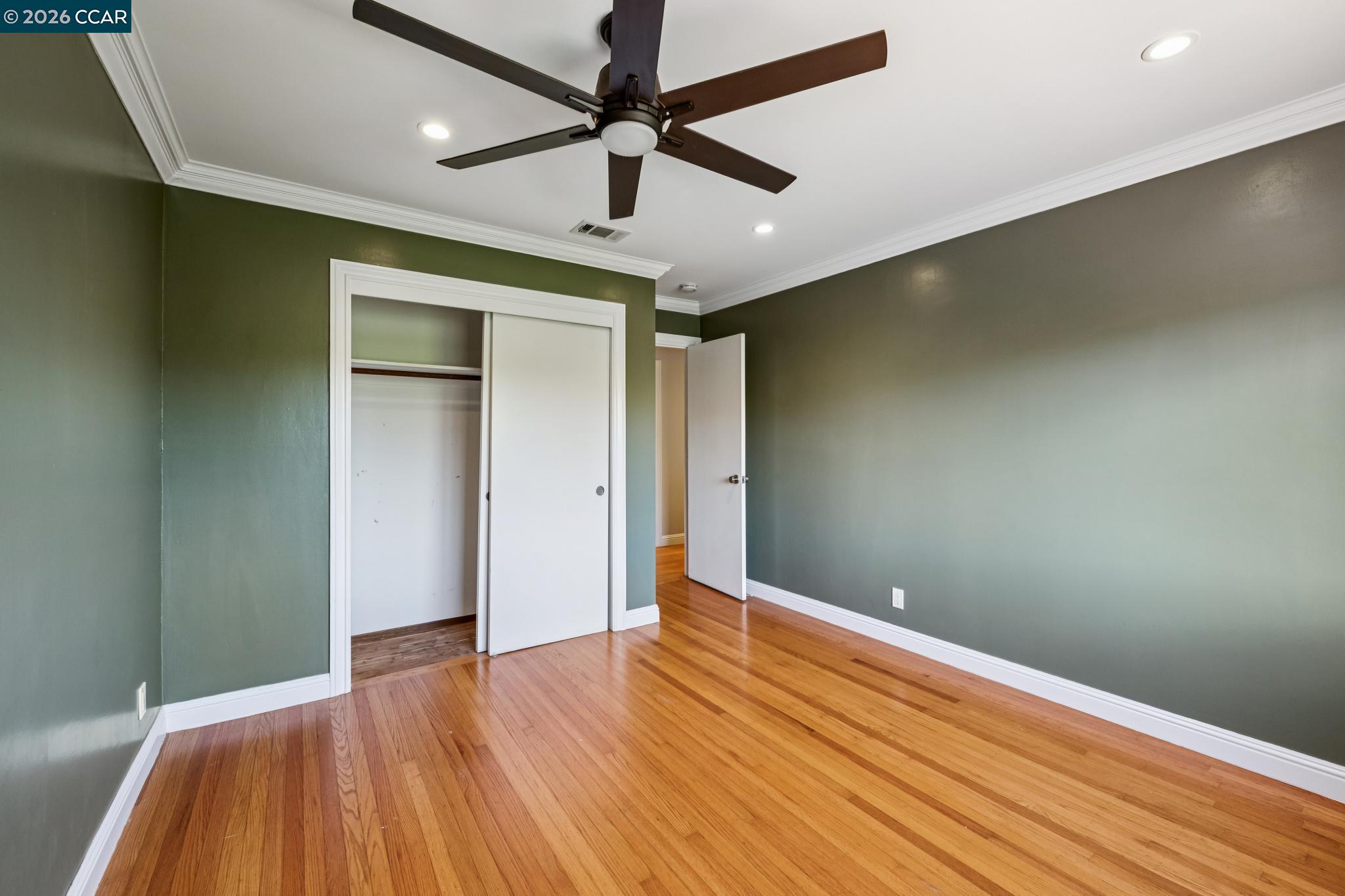 486 Butterfield Place