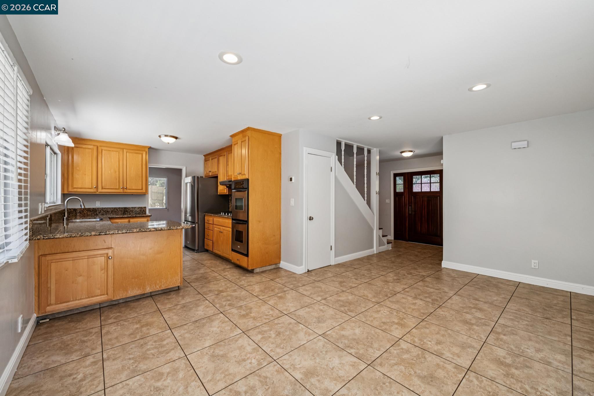 486 Butterfield Place
